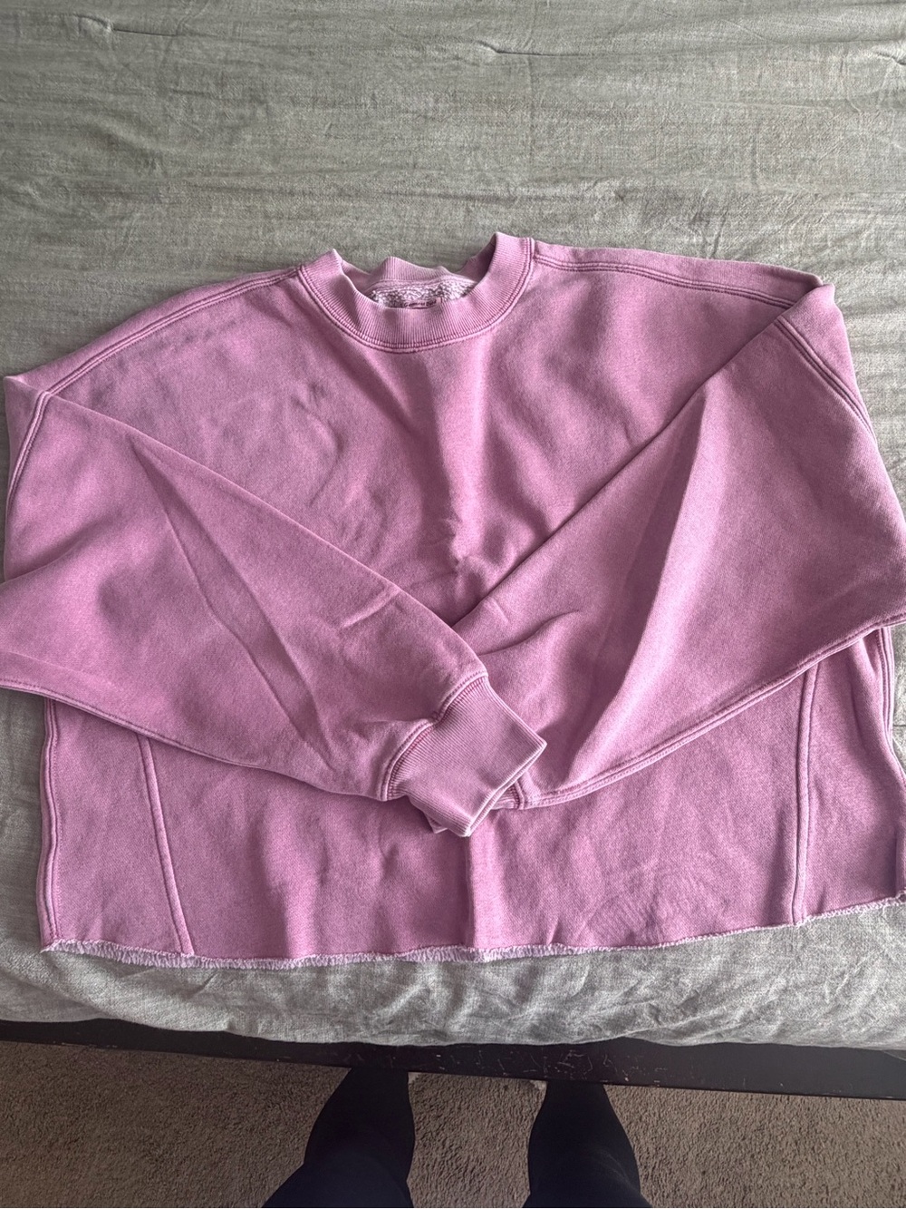Abercrombie & Fitch Relaxed Cropped Crewneck Sweatshirt - Light Pink